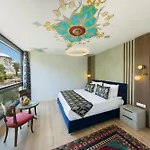 Seven Hills - Special Category Istambul